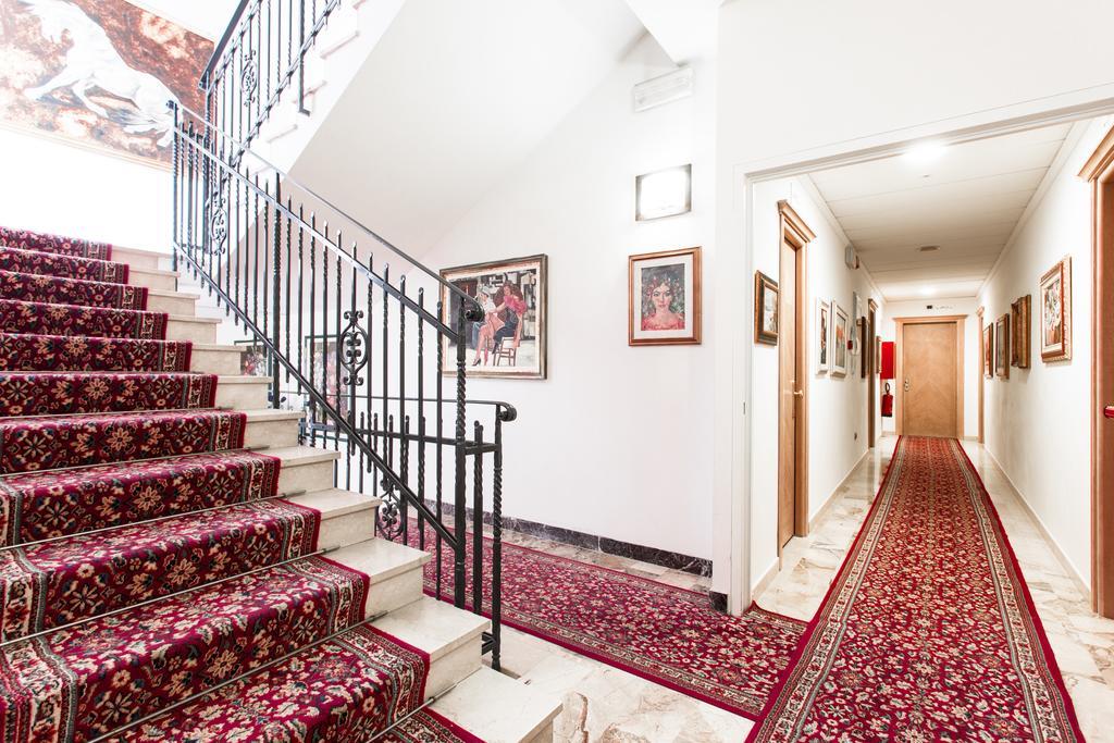Des Bains Aparthotel 3*